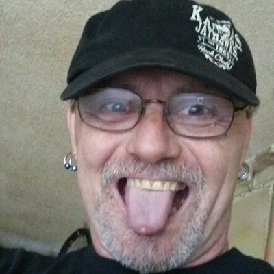 Profile Picture of Robert Ragan (@robertr71672533) on Twitter