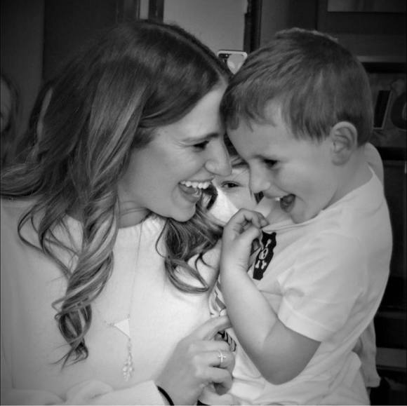 Profile Picture of Britney Dipierro (@britneydipierro) on Poshmark