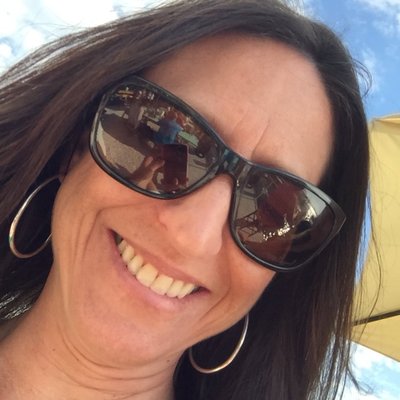 Profile Picture of Donna Brook (@DonnaBrook18) on Twitter