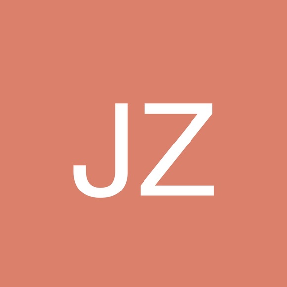 Profile Photo of Judy Zesch (@judyzesch) on Poshmark