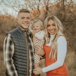 Profile Picture of Amanda and Andrew (@amanda_and_andrew) on Instagram