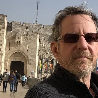Profile Picture of Jeffrey Lessing (@jeffreylessing) on Instagram