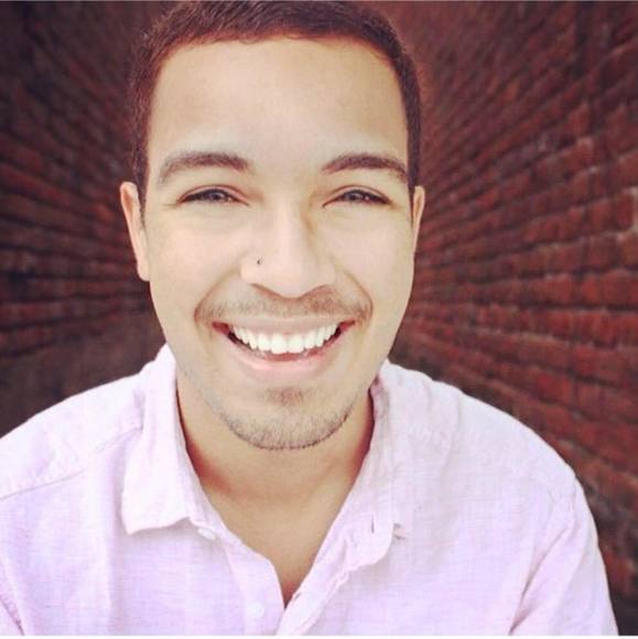 Profile Picture of Topher Holliness (@justme_topher) on Poshmark