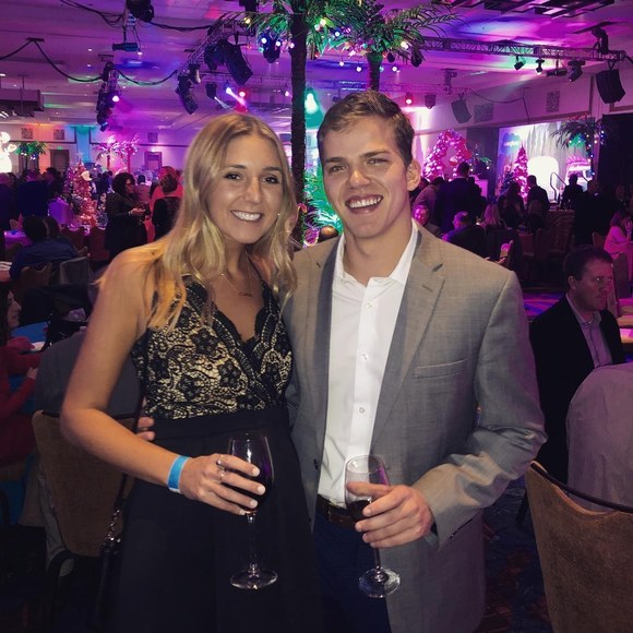 Profile Picture of Kurt Andrew (@kswim96) on Poshmark