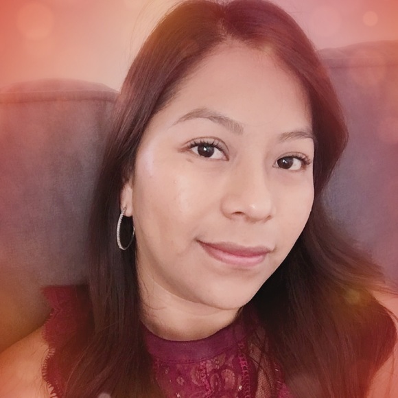 Profile Picture of Imelda Chavez (@chavezime) on Poshmark