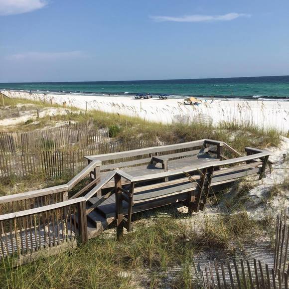 Profile Picture of Tina t Gagnard (@gagnardtina) on Poshmark