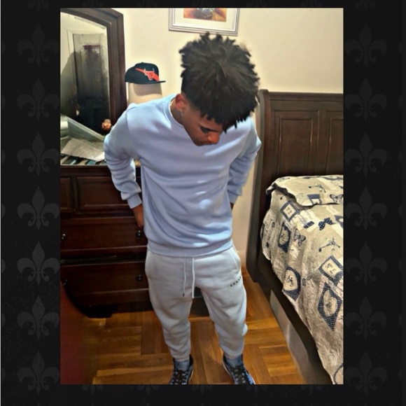 Profile Picture of Jose Moquete (@josemoquete) on Poshmark