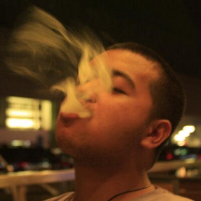 Profile Picture of Daniel Rosales (@YeyeRosales) on Twitter