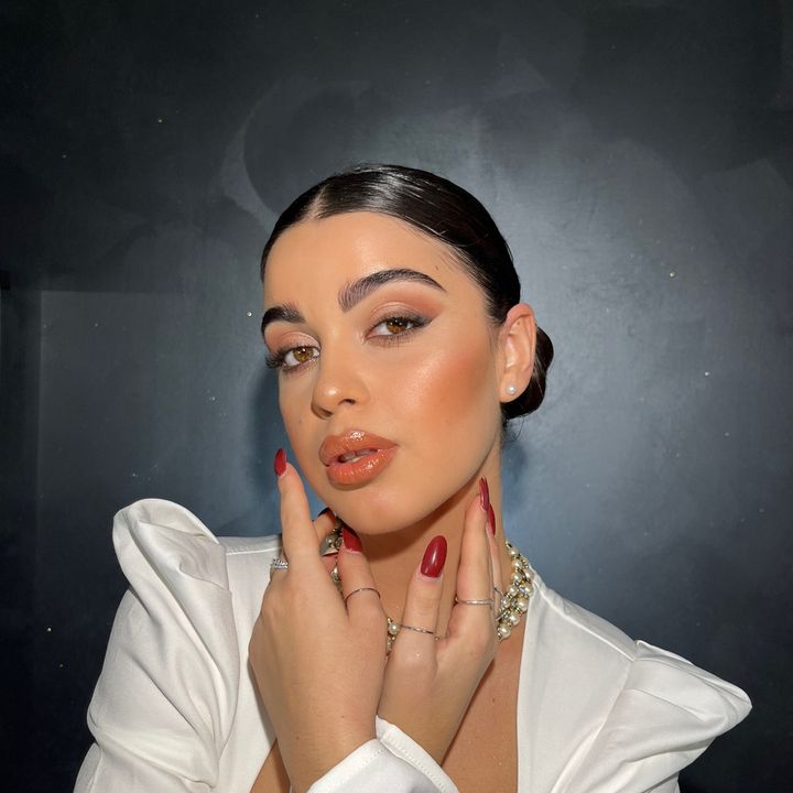 Profile Picture of sharon 💕 (@sharonscarpatii) on Tiktok