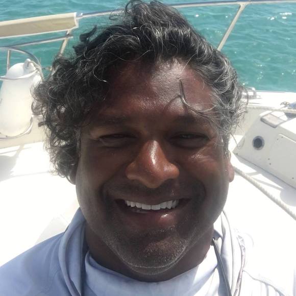 Profile Picture of Saker Medavarapu (@sakerm) on Poshmark