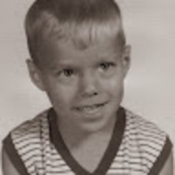 Profile Picture of Matthew Read (@readm1966) on Poshmark