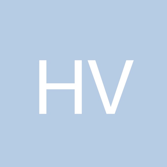 Profile Picture of Honour Vandal (@uknimaah698) on Poshmark