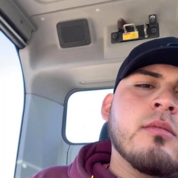 Profile Picture of Erasmo Molina (@molina915) on Poshmark