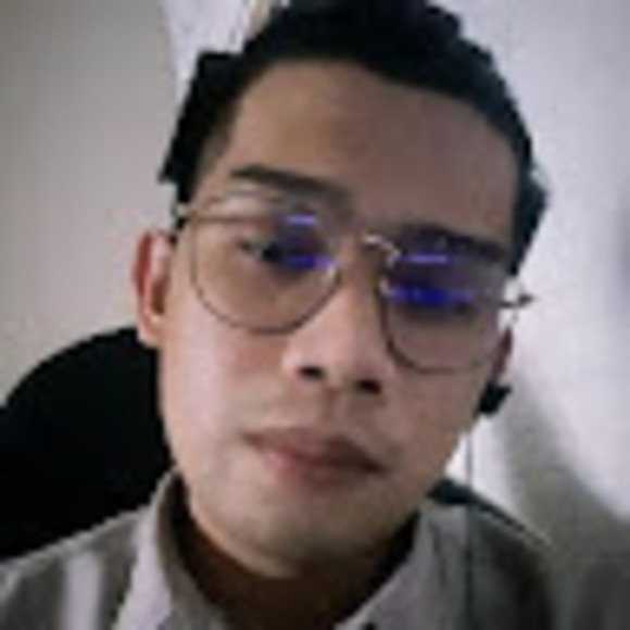 Profile Picture of Ronmar Lumibao (@ronmarlumibao) on Poshmark