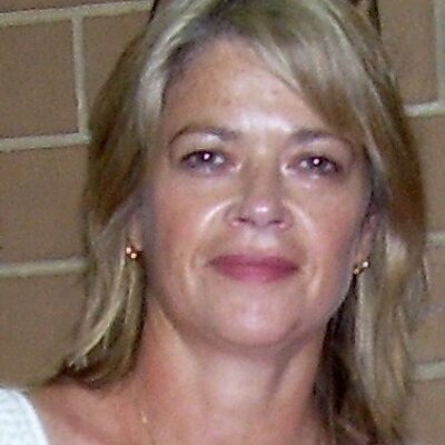 Profile Picture of Stephanie Jarrett (@stephaniejar) on Twitter