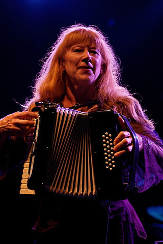 Profile Picture of Loreena McKennitton Wikipedia