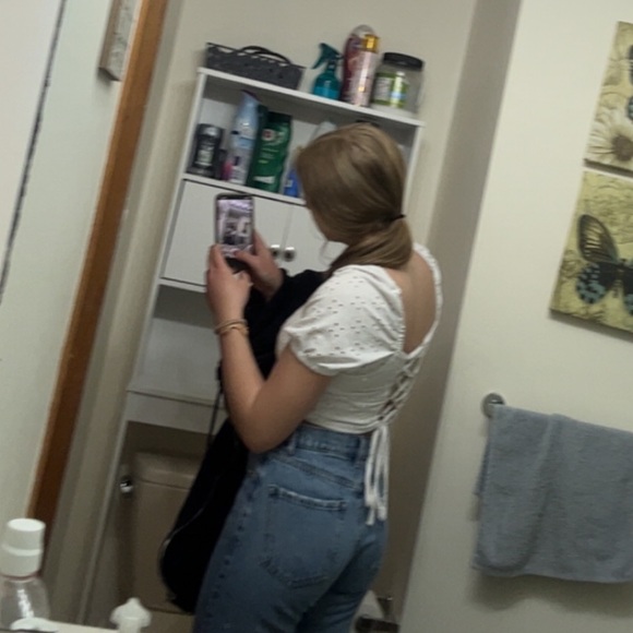 Profile Picture of Breely Lebsack (@breelebsackk) on Poshmark