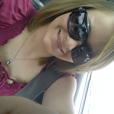 Profile Picture of Jessica Alred (@bigredx3matt) on Twitter