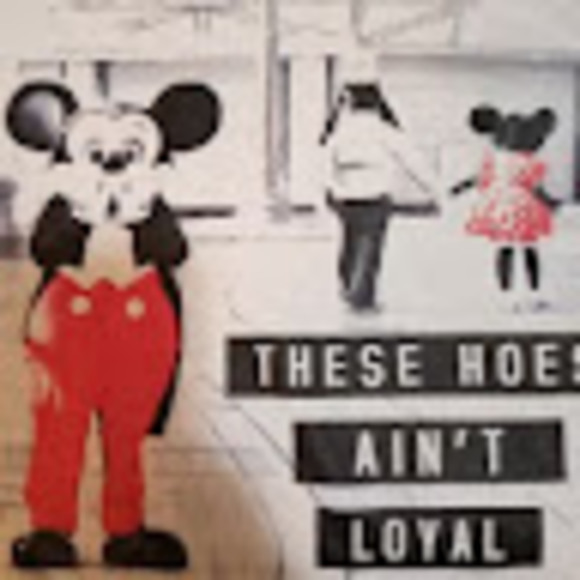 Profile Picture of Andrew Liguori (@tribune706) on Poshmark