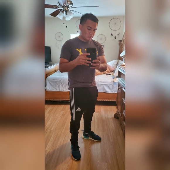 Profile Picture of Alexander Basurto (@chimadita123) on Poshmark