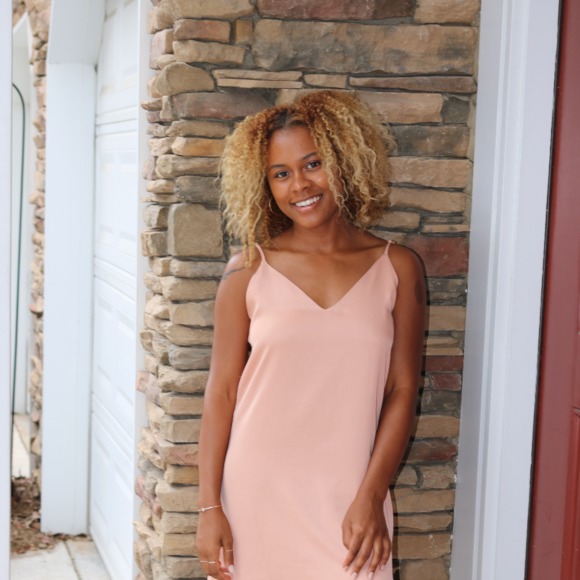 Profile Picture of Iman Calhoun (@imannami) on Poshmark