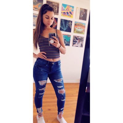 Profile Photo of Catelin Engle 👽 (@C8linMarie_) on Twitter