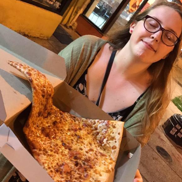 Profile Picture of Hannah Basile (@hannahbasile) on Poshmark