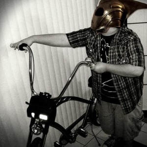 Profile Picture of Steve Zaragoza (@mistersh0w) on Myspace