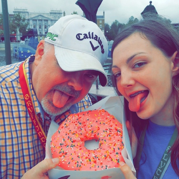 Sabrina Randall - Poshmark Profile Picture of Sabrina Randall (@sabrinalolol) on Poshmark