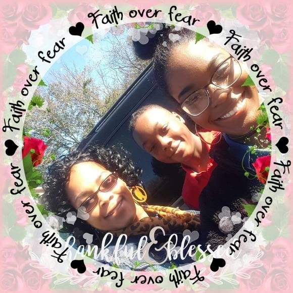 Profile Picture of Mzapplebottom Shanklin (@lyshankl) on Poshmark