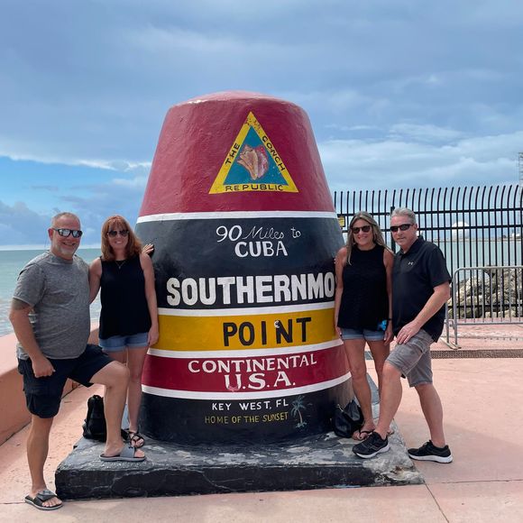 Sheila Wolff schuringa - Poshmark Profile Picture of Sheila Wolff schuringa (@sheila0812) on Poshmark