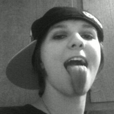 Profile Picture of Stephanie Hendricks (@@stephalette) on Twitter