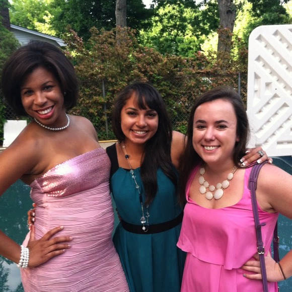 Profile Picture of Julie Kinser (@jkinser) on Poshmark