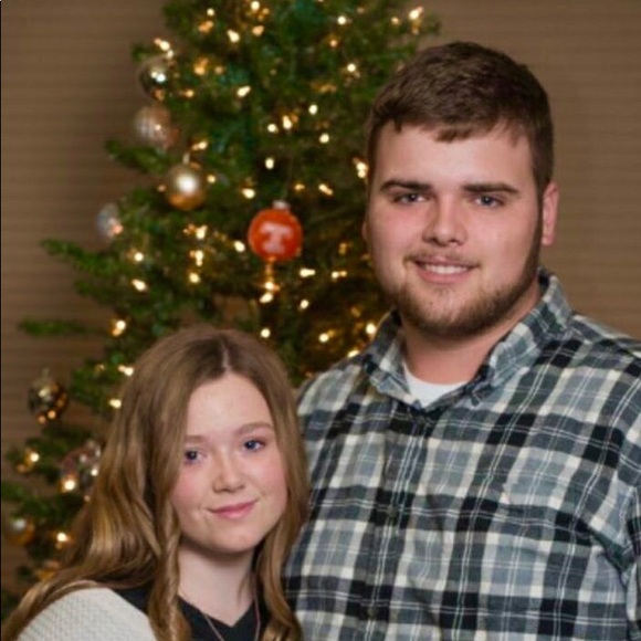 Profile Picture of Avery Timbs (@averytimbs) on Poshmark