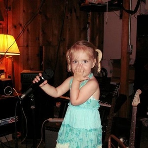 Profile Picture of Mary Halstead (@myforest) on Myspace