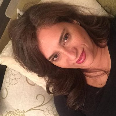 Profile Picture of Andrea Rivera (@arivesi) on Twitter