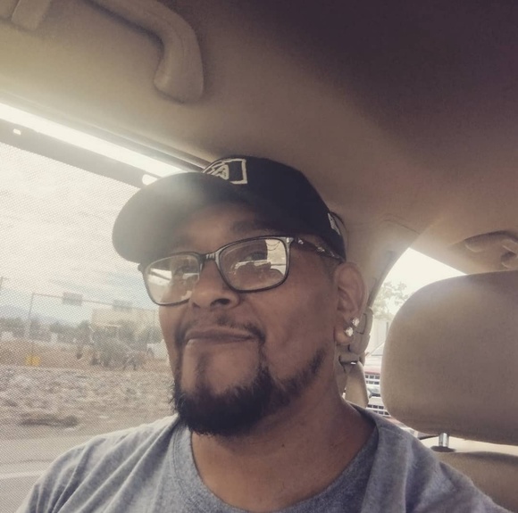 Profile Picture of Martin Hernandez (@vallajudam) on Poshmark