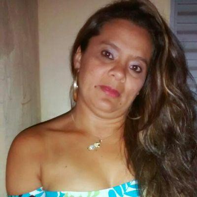 Profile Picture of Jeane Da Cruz Diniz (@jeanecdiniz) on Twitter