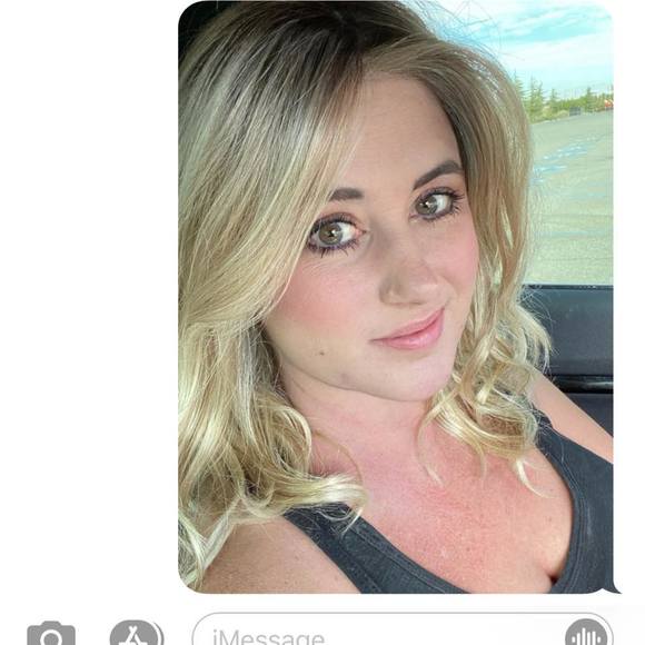 Profile Picture of Chrystyne Martin bugaren (@chrystyne) on Poshmark