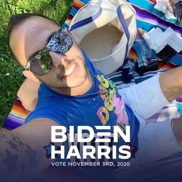 Profile Picture of Jared Pereira (@jarebear80) on Poshmark