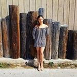 Profile Picture of Julie Burgos (@juliemarieburgos) on Instagram