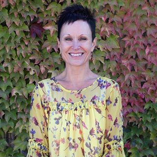 Profile Picture of Bonnie McMains (@Bonnie-McMains) on Facebook