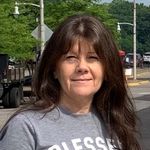 Profile Picture of Debbie Stauffer (@debbiestaufferart) on Instagram