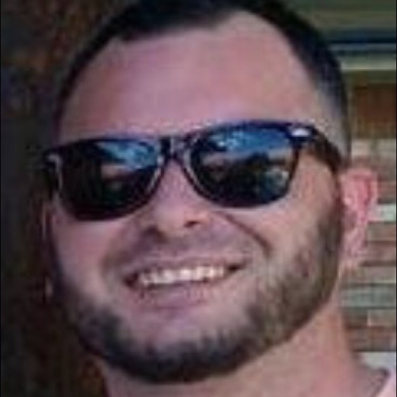 Profile Picture of Shawn Burns (@typhon79) on Poshmark