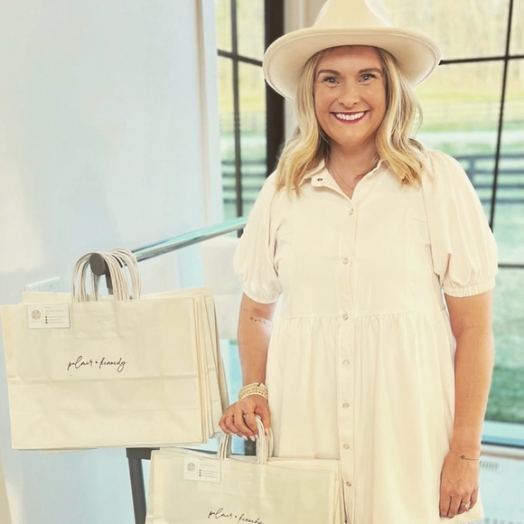 Profile Picture of Jill Francoforte (@palmerkennedy) on Poshmark