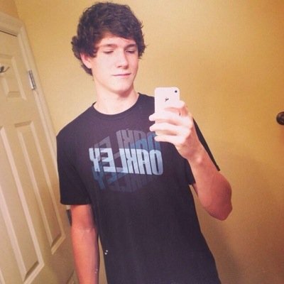 Profile Picture of Caleb ♕ (@calebjenkins16) on Twitter