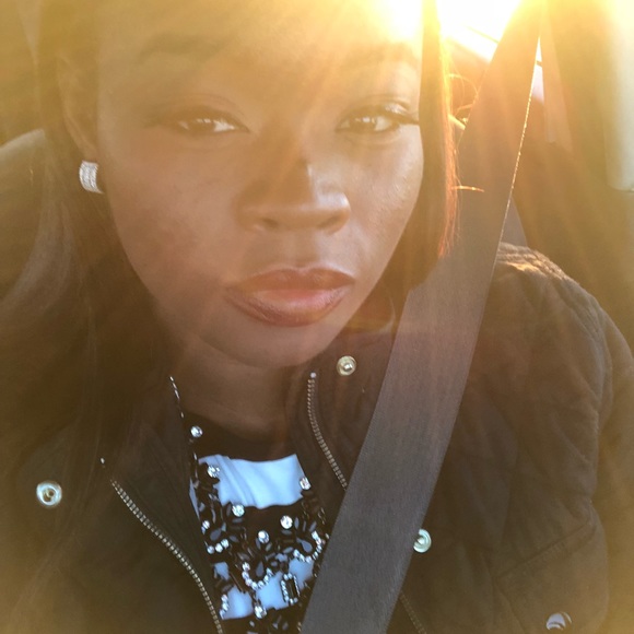 Profile Picture of Aileen Melendez (@nino_melendez) on Poshmark