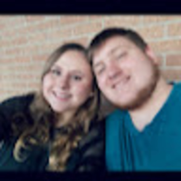 Profile Picture of Allyssa Marshall (@allyssamarsh400) on Poshmark