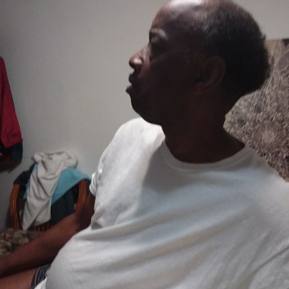 Profile Picture of Johnie Ridley (@jbjoridley96) on Poshmark