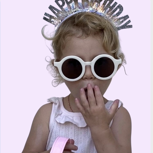 Profile Picture of Lyn Wilson (@elle2wilson) on Poshmark